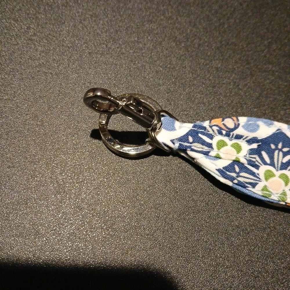 Vera Bradley 8